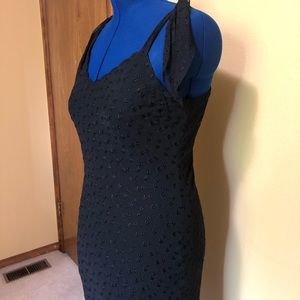 Gorgeous midi lace dress with side leg hem